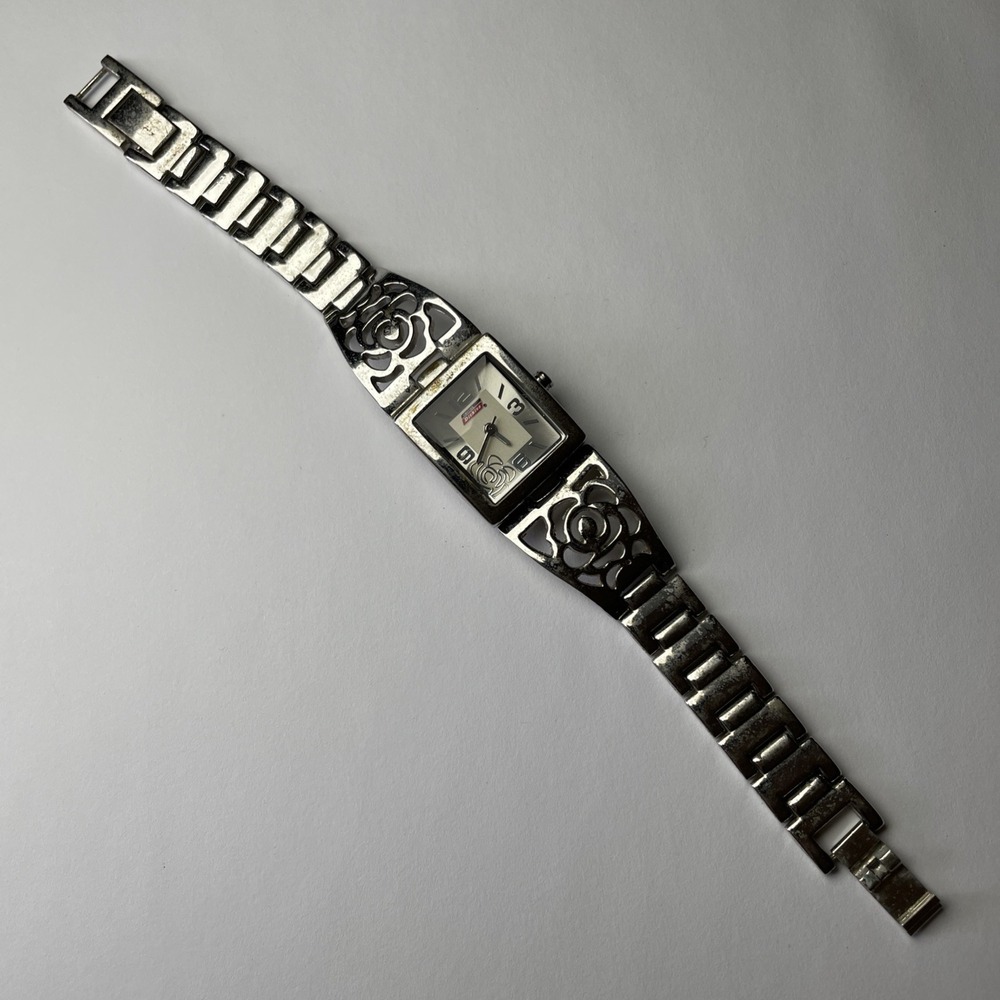 Geuine Dickies Womens Floral Watch